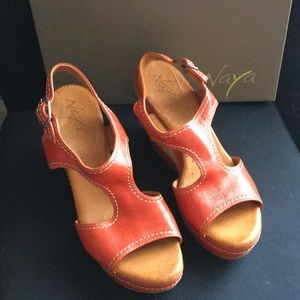 Naya leather wedge sandals 7.5
